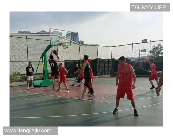 广州篮球队在邀请赛中的比赛经验与表现分析与点评