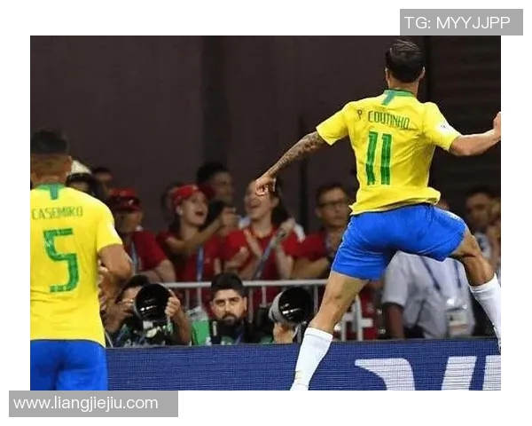 黄健翔解读德国与巴西对决背后的战术博弈与历史渊源