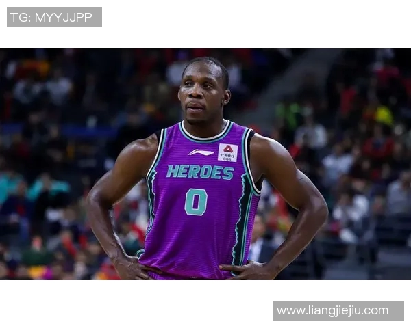 哈德森的传奇之路：从篮球场到商业帝国的辉煌转型